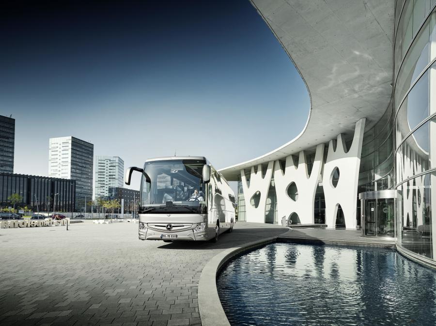  Mercedes-Benz Tourismo L RHD 2017 года  (фото 9 из 12)